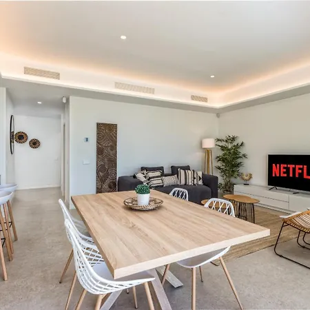 Vivi Homes - Bambu Pool, Gym, Sauna & *