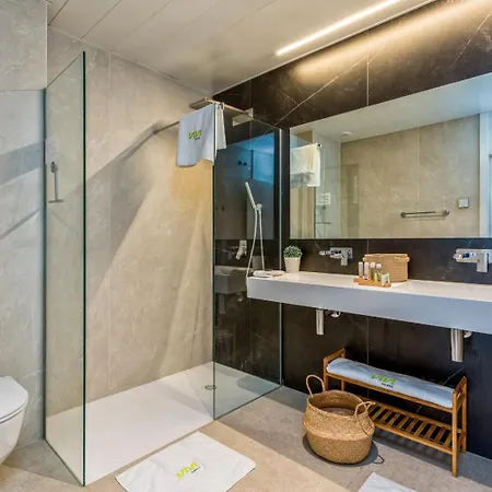 Vivi Homes - Bambu Pool, Gym, Sauna & * 托雷莫利诺斯